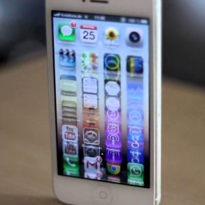 Màn hình iPhone 5 bị giật làm cách nào để sửa